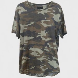 PacSun Men’s Camo Scallop‎ Hem Short Sleeve Tee